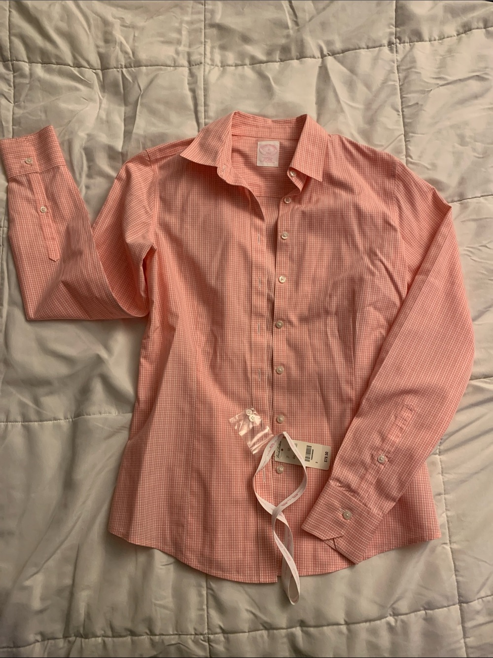 Women's NWT Banana Republic Button-Down Shirt